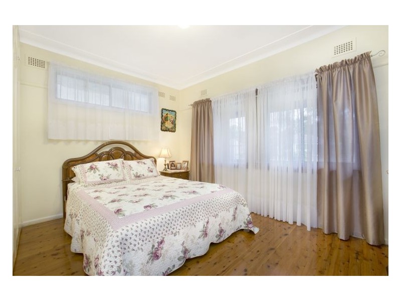 12 Chisholm St, North Ryde NSW 2113