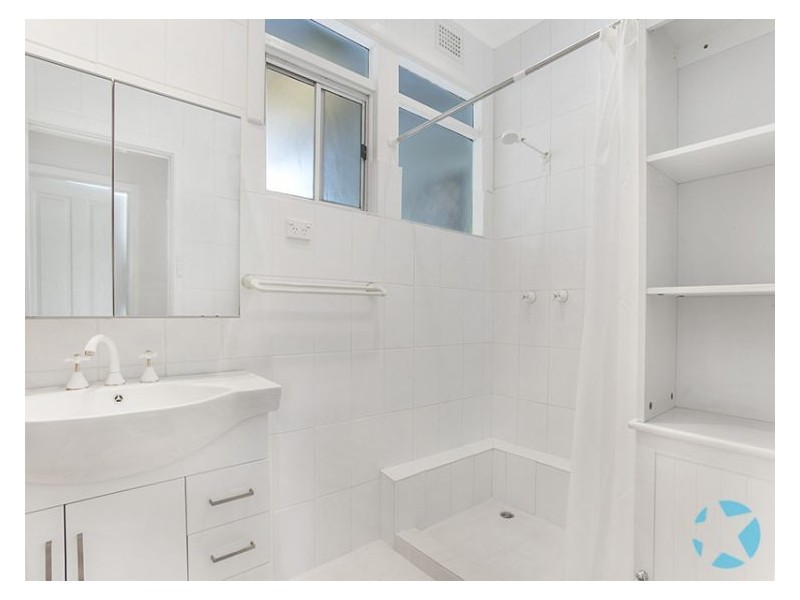 12 Bruce St, Ryde NSW 2112