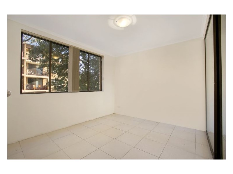 14/26 Mantaka Street, Blacktown NSW 2148
