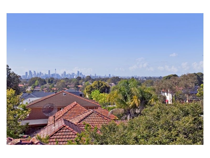 9 Macleay St, Ryde NSW 2112
