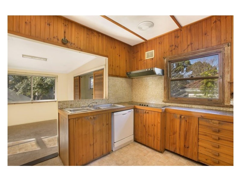 9 Macleay St, Ryde NSW 2112