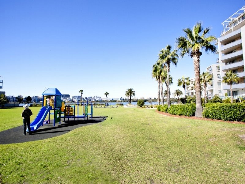 503/1 Stromboli Strait, Wentworth Point NSW 2127