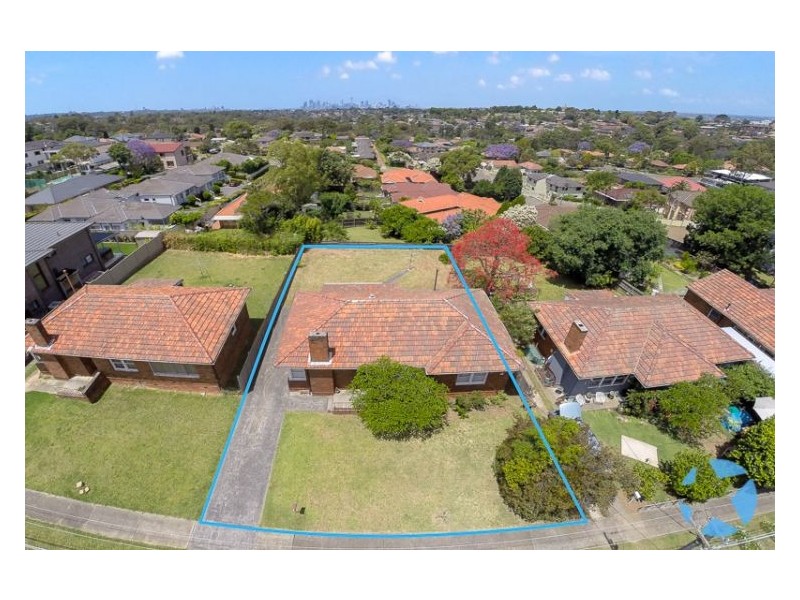 13 Kells Rd, Ryde NSW 2112