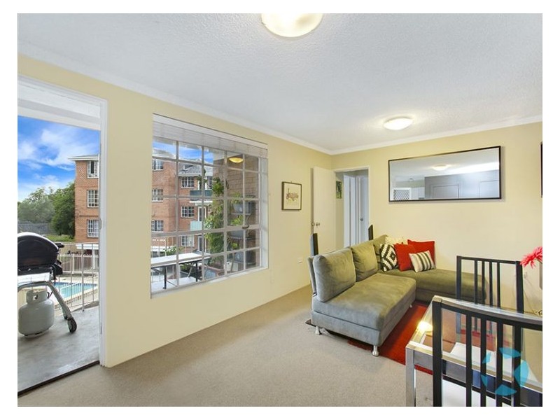 2/1 Aeolus Av, Ryde NSW 2112
