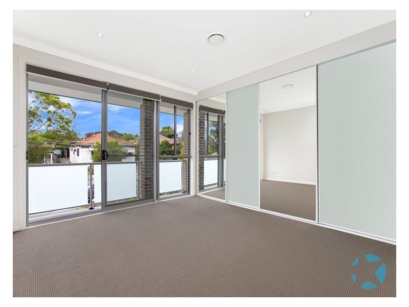 1/10 & 2/10 Irvine Cr, Ryde NSW 2112