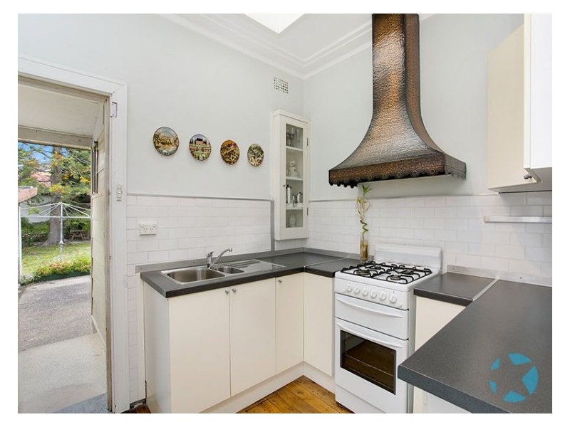 35 Balaclava Rd, Eastwood NSW 2122