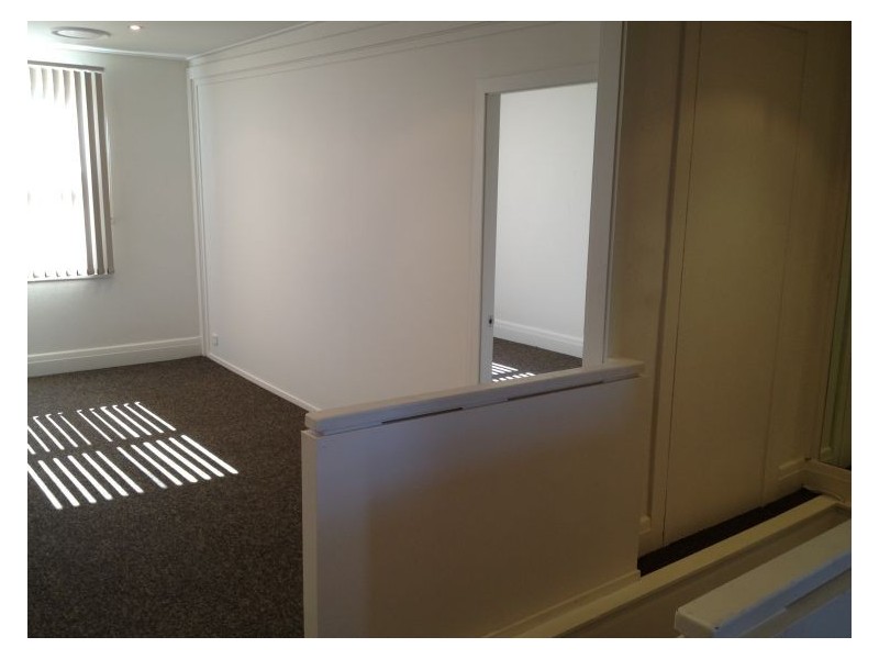 61B Ryedale Rd, West Ryde NSW 2114