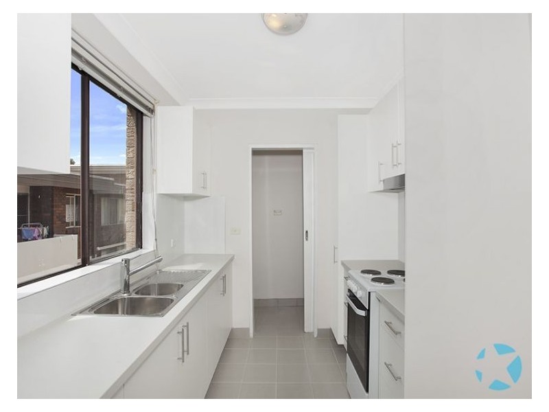 3/13 Meadow Cr, Meadowbank NSW 2114