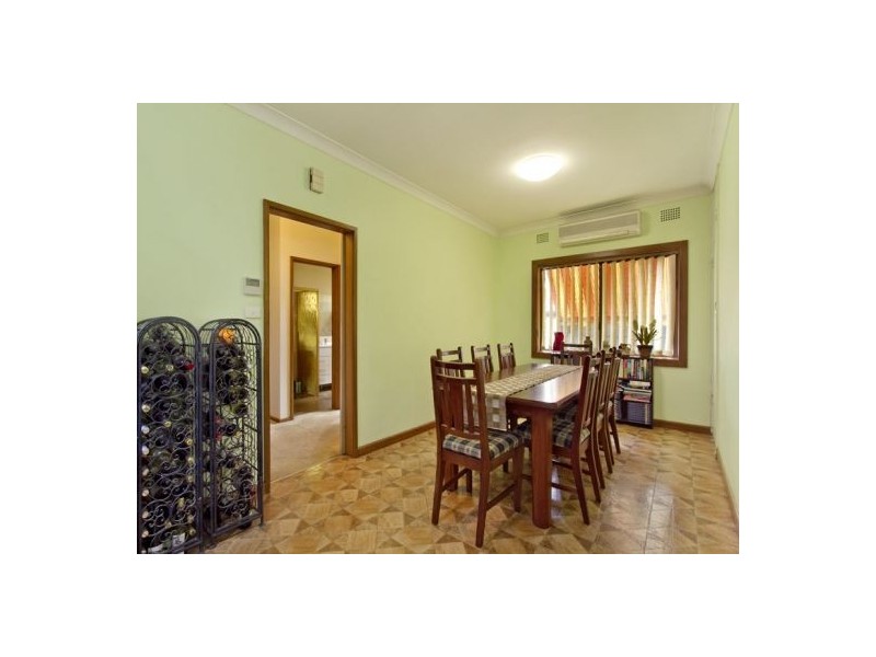 16 Deakin, West Ryde NSW 2114