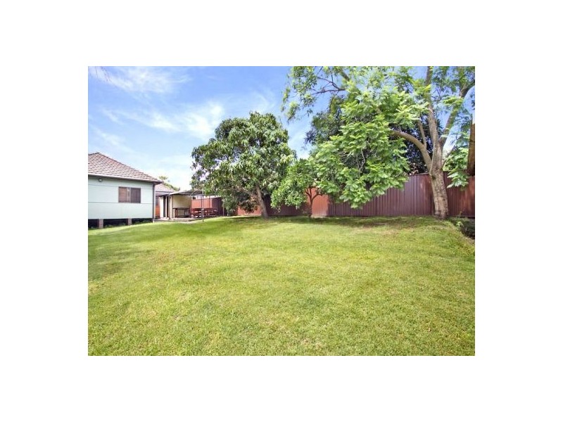 16 Deakin, West Ryde NSW 2114