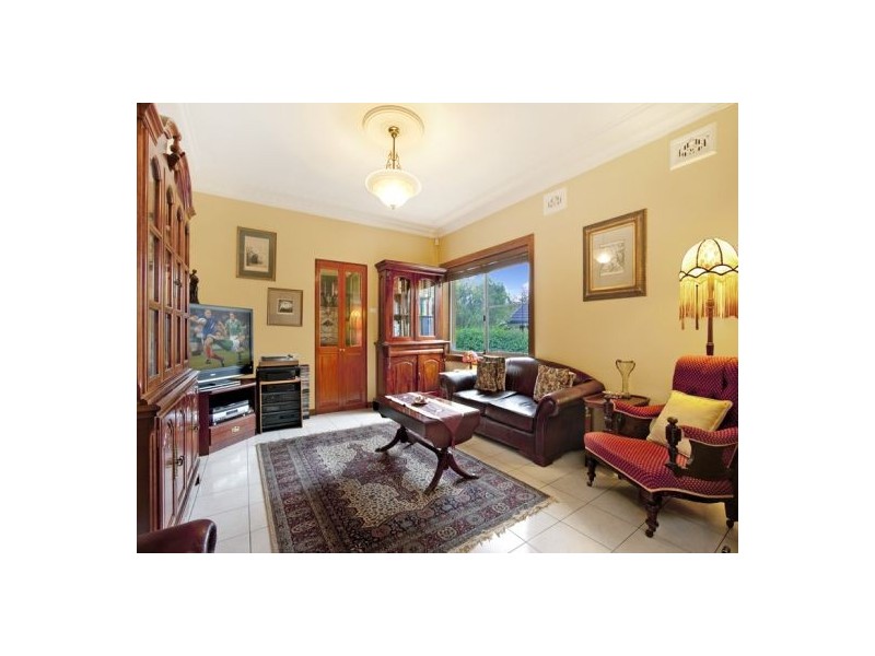 26 Irvine Crescent, Ryde NSW 2112