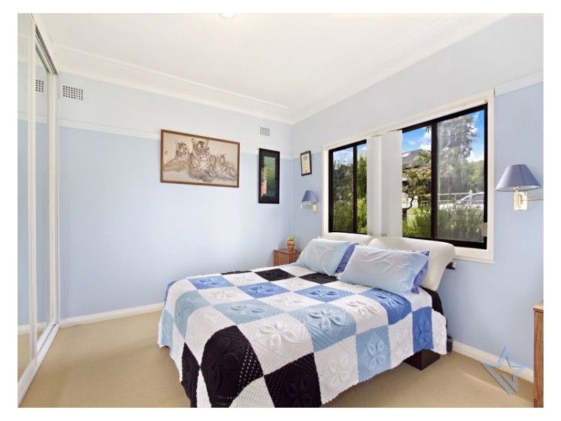 2 Cameron Cres, Ryde NSW 2112
