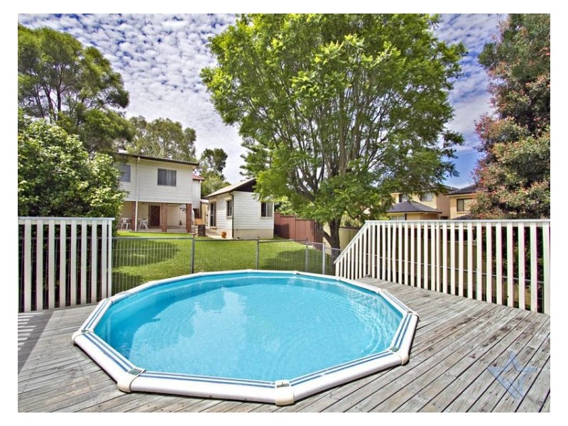 2 Cameron Cres, Ryde NSW 2112