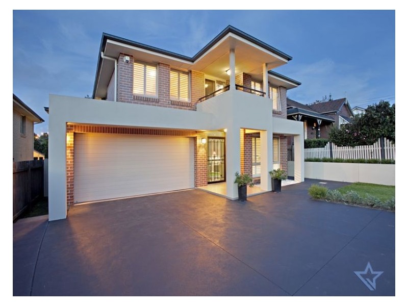 10 Riverside Avenue, Putney NSW 2112