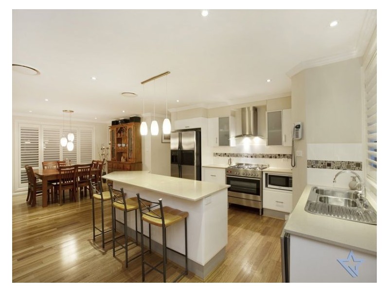 10 Riverside Avenue, Putney NSW 2112