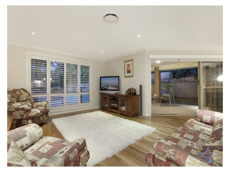 10 Riverside Avenue, Putney NSW 2112