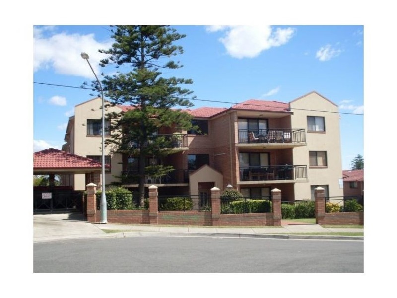 25/49 Dobson Crescent, Baulkham Hills NSW 2153