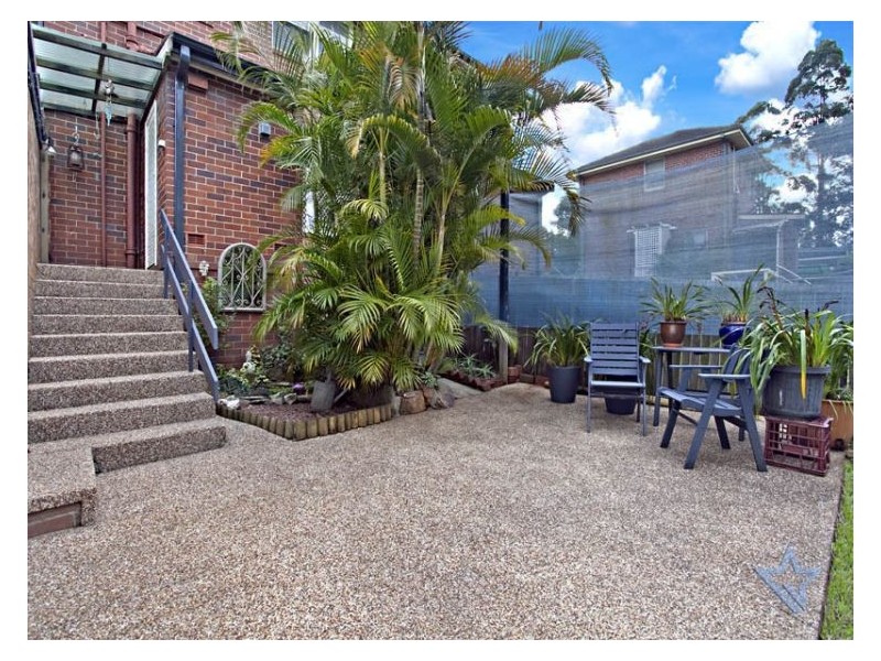 12 Lord Avenue, Dundas Valley NSW 2117