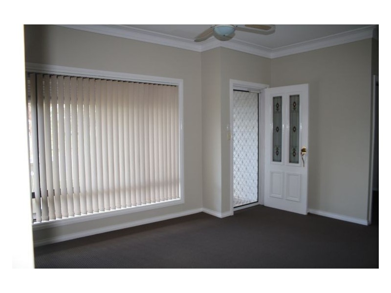 19 Barry Street, Cambridge Park NSW 2747