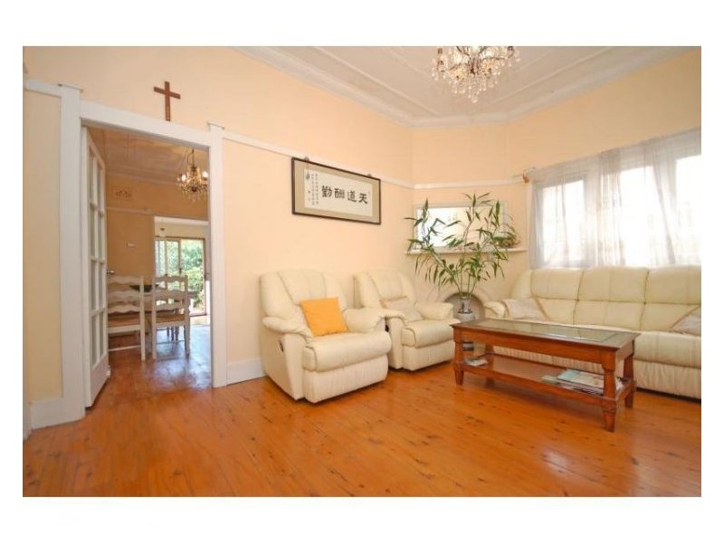 57 Hay St, West Ryde NSW 2114