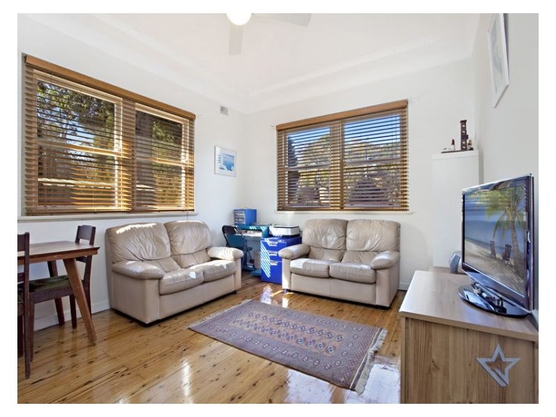 104 Lane Cove Rd, Ryde NSW 2112