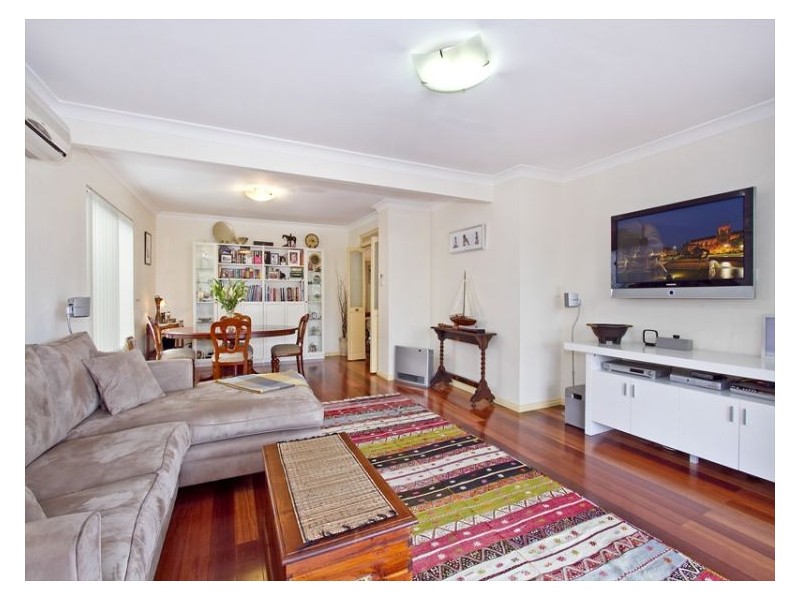 8 Squire St, Ryde NSW 2112
