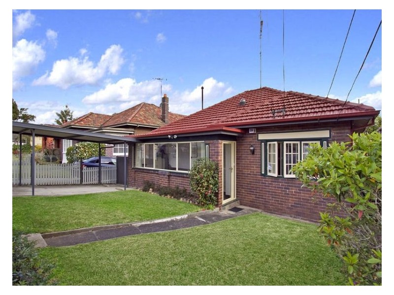 8 Squire St, Ryde NSW 2112