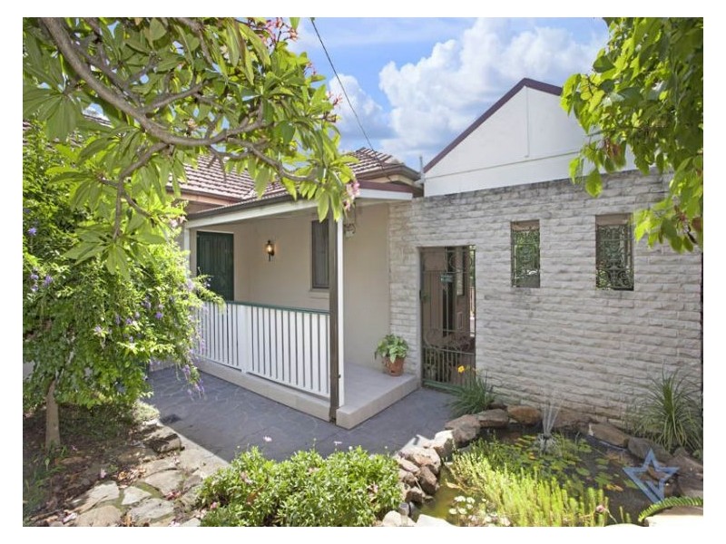 35 Constitution Rd, Ryde NSW 2112