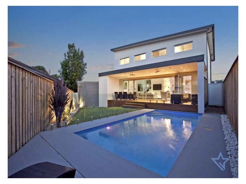 1 Pan Cr, Greystanes NSW 2145