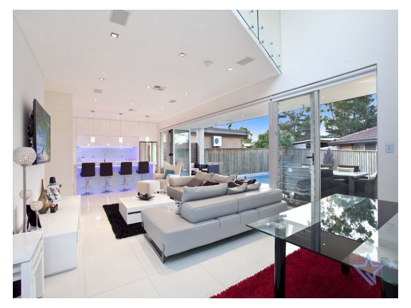 1 Pan Cr, Greystanes NSW 2145