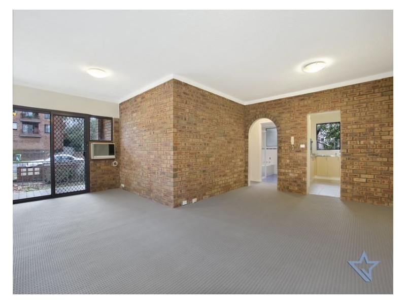 1/2 Allen Street, Harris Park NSW 2150