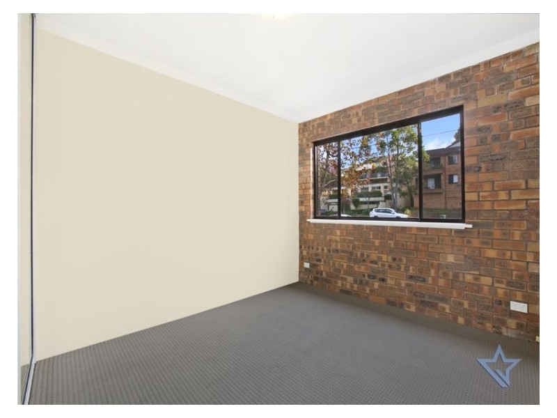 1/2 Allen Street, Harris Park NSW 2150
