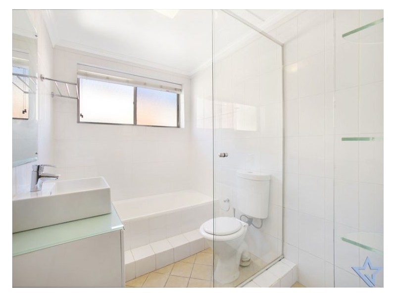 2/11 Isabel St, Ryde NSW 2112