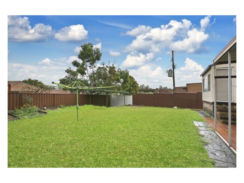 126 Quarry Road, Ryde NSW 2112