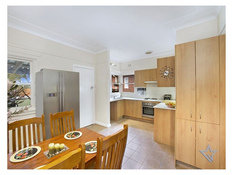 29 Kings Rd, Denistone East NSW 2112