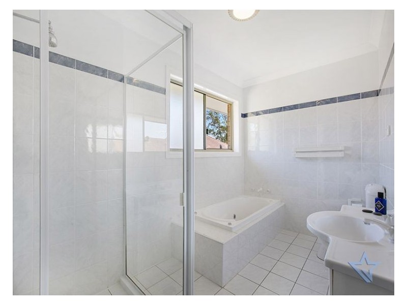 2/38 Windermere Av, Northmead NSW 2152