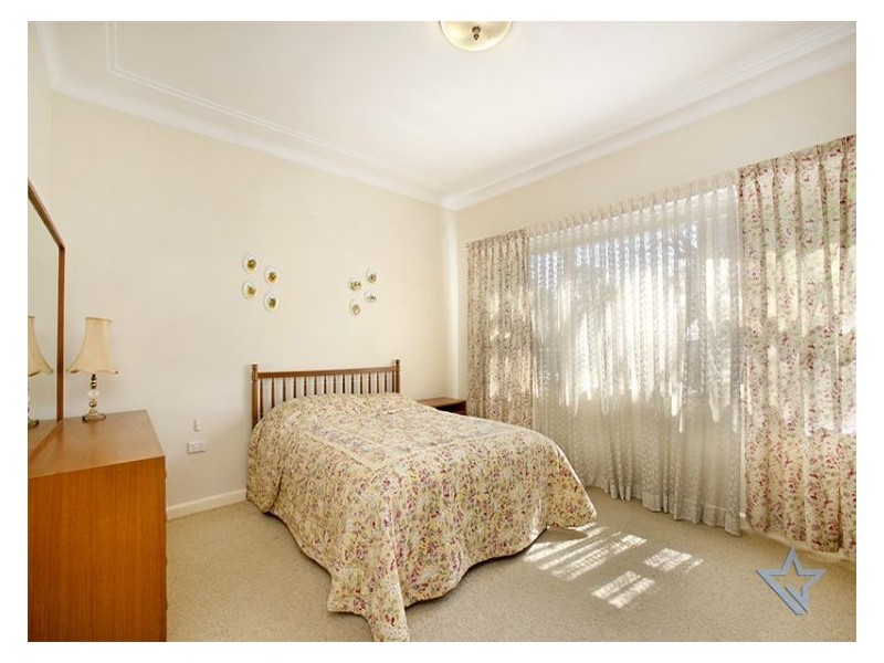 6 Lorna Av, North Ryde NSW 2113