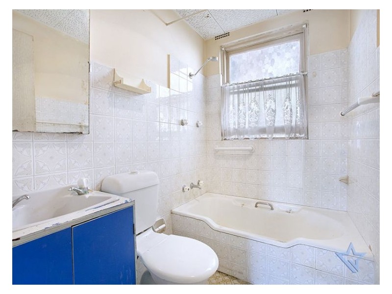 2/148a Blaxland Rd, Ryde NSW 2112