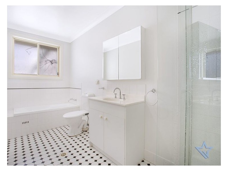 42a Heath St, Ryde NSW 2112