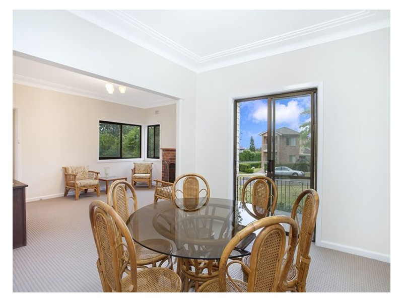 126 Cressy Rd, North Ryde NSW 2113