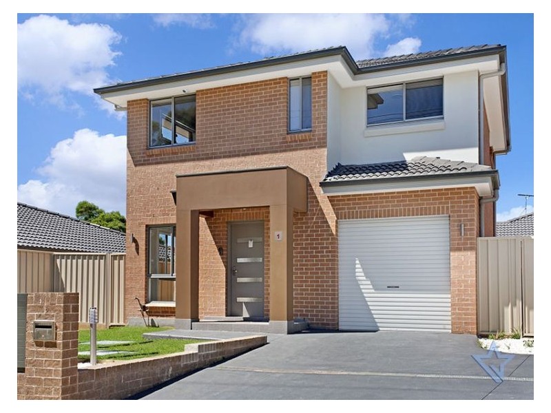 1/17 Fox Hill Cr, Prospect NSW 2148
