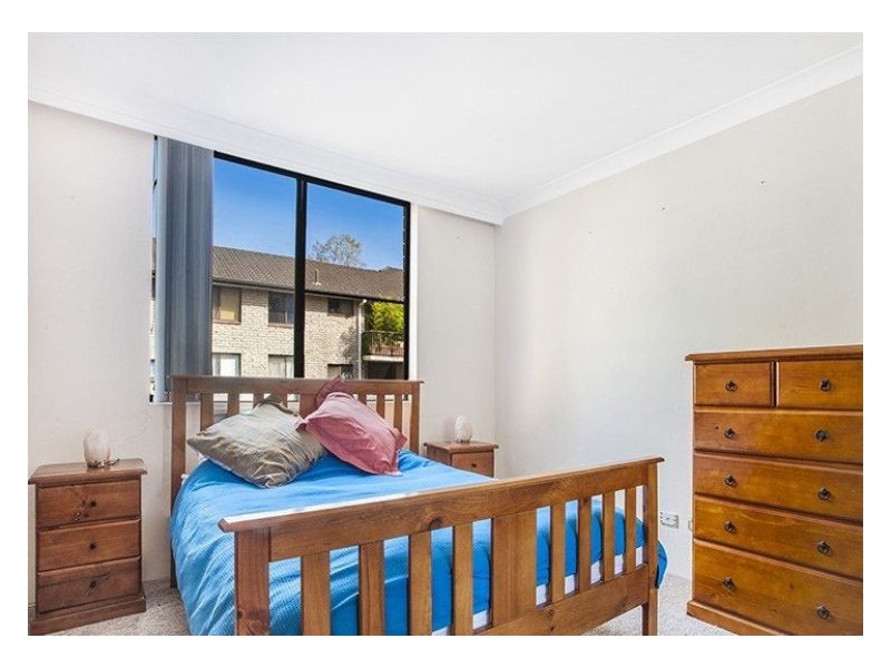42/211 Waterloo Rd, Marsfield NSW 2122