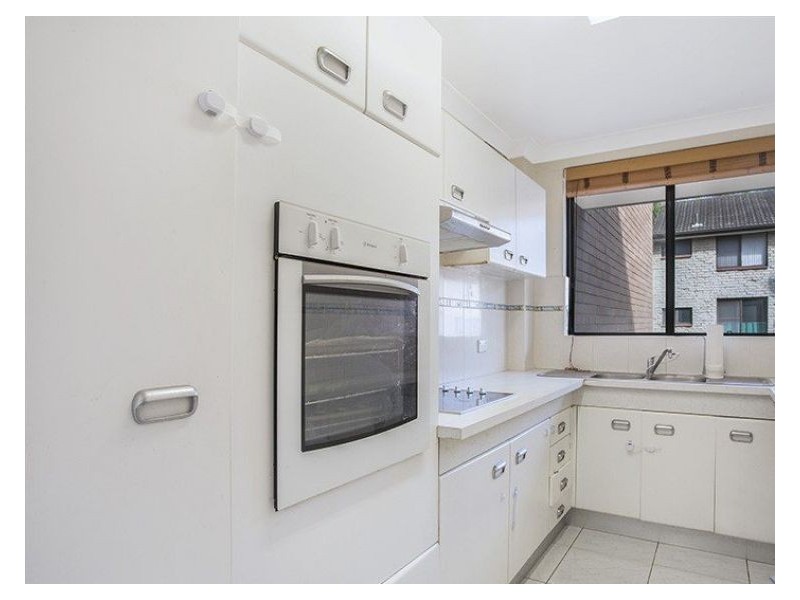42/211 Waterloo Rd, Marsfield NSW 2122