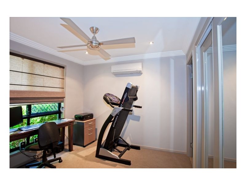 8 Friarbird Ave, Blacks Beach QLD 4740
