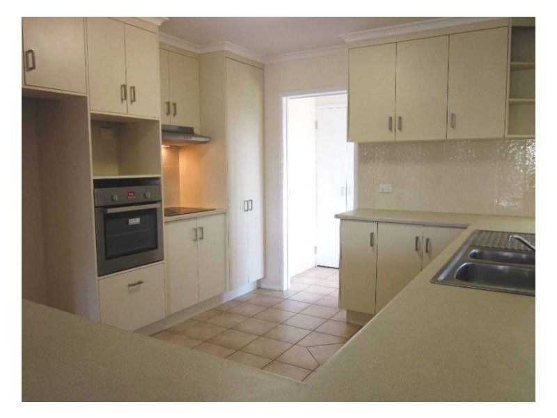 4 Bream Court, Andergrove QLD 4740