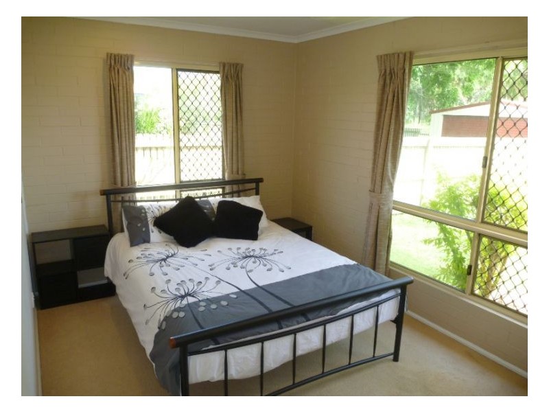 4 Bream Court, Andergrove QLD 4740