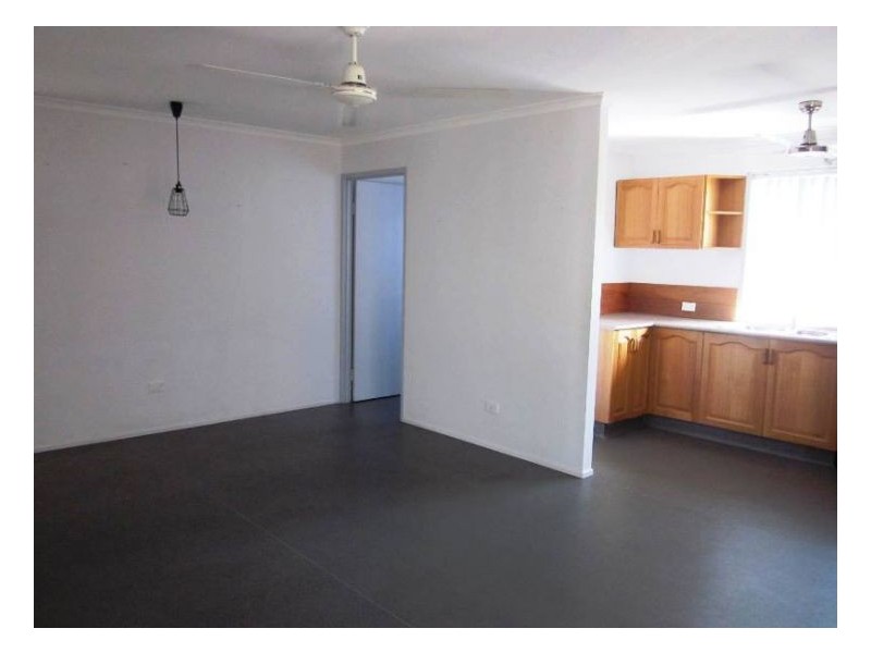 1/24 Meero St, South Mackay QLD 4740