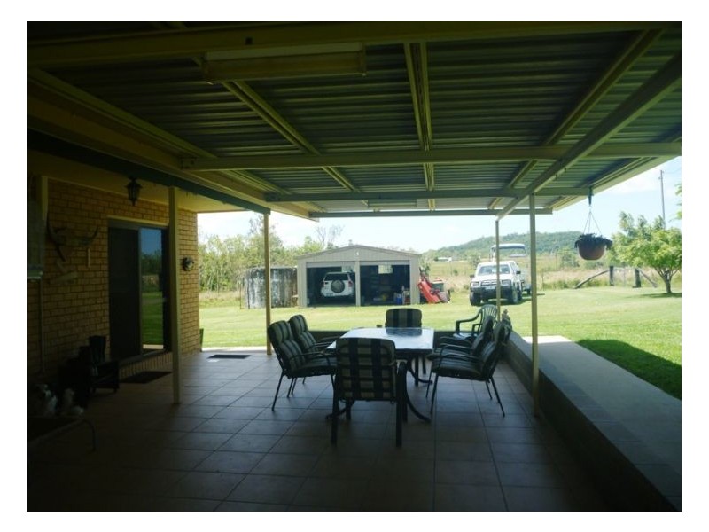 24564 Peak Downs Highway, Walkerston QLD 4751