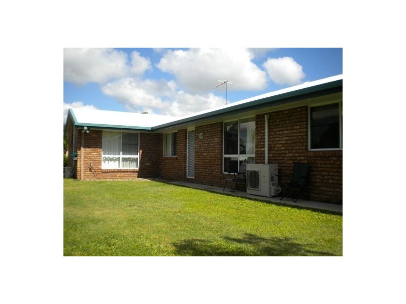 10 Driftwood Crt, Rural View QLD 4740