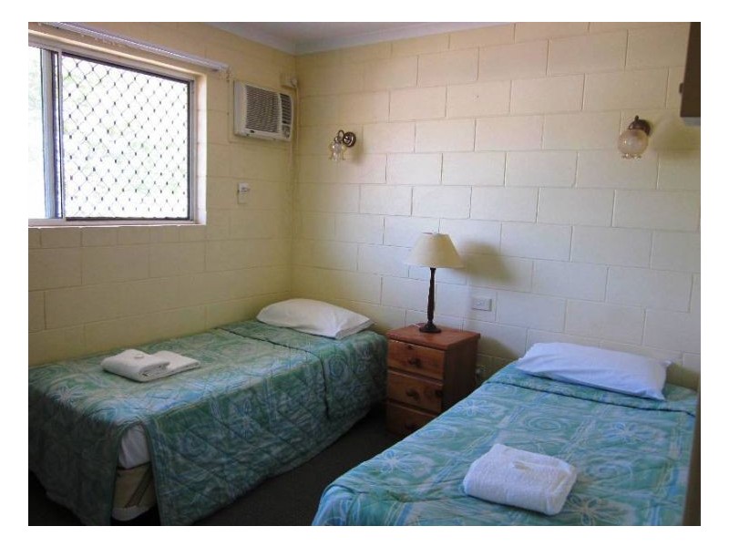 5/2 Coral DrIve, Blacks Beach QLD 4740